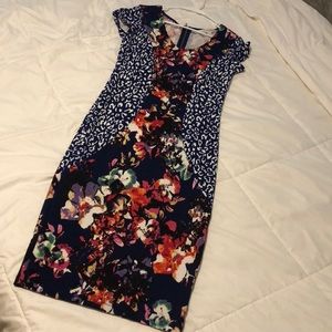 Bodycon flower dress